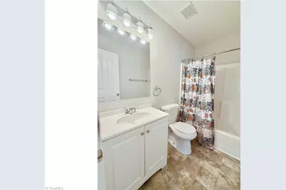 4807 Adams Ridge Drive, Greensboro, NC 27407 - Photo 19