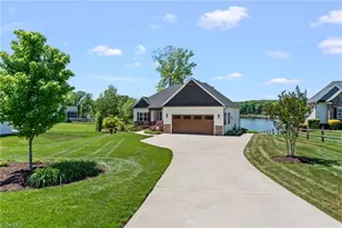 383 Rolling Rd, Lexington, NC 27292 - Photo 3