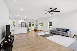 5305 Ridge Fall Rd, Greensboro, NC 27410 - Photo 7