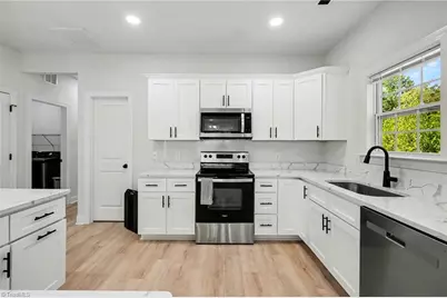 5305 Ridgefall Road, Greensboro, NC 27410 - Photo 11