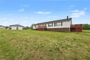 1369 Brims Grove Rd, Pinnacle, NC 27043 - Photo 37