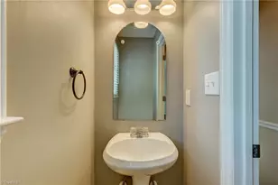 405 Ashton Cir, Eden, NC 27288 - Photo 23