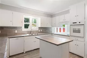 1521 N Nc Hwy 87, Elon, NC 27244 - Photo 13