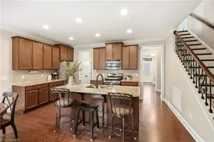 203 Kapstone Crossing, Lexington, NC 27295 - Photo 5