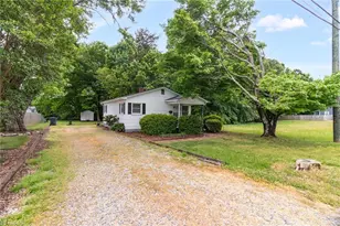 544 Edgewood St, Kernersville, NC 27284 - Photo 3