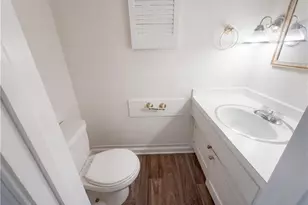 3229 Regents Park Ln, Greensboro, NC 27455 - Photo 15