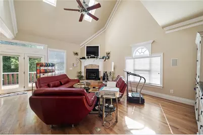 6007 Old Orchard Road, Kernersville, NC 27284 - Photo 13