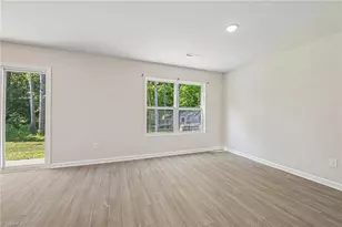 153 Keith Pl, Roxboro, NC 27573 - Photo 3