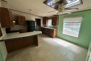 5754 Zelma Blvd, High Point, NC 27263 - Photo 5