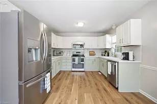 227 Fox Den Dr, Lexington, NC 27295 - Photo 5