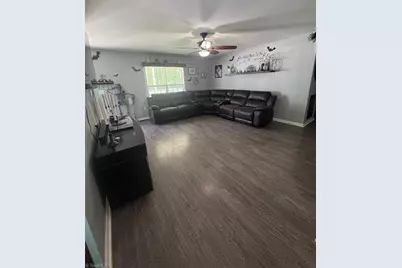 207 Willowbrook Drive, Thomasville, NC 27360 - Photo 3