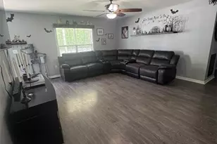 207 Willowbrook Dr, Thomasville, NC 27360 - Photo 3