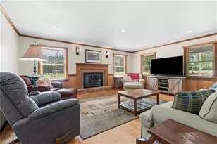1098 Greenfield Rd, Walnut Cove, NC 27052 - Photo 9