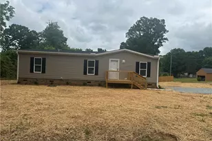 327 Wafford Rd, Lexington, NC 27292 - Photo 3