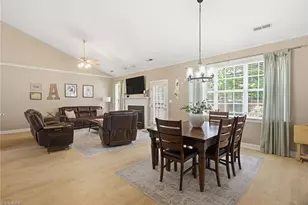 4752 Barrington Pl Ct, Jamestown, NC 27282 - Photo 9