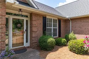4752 Barrington Pl Ct, Jamestown, NC 27282 - Photo 5