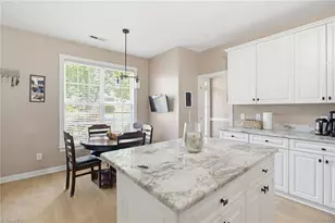 4752 Barrington Pl Ct, Jamestown, NC 27282 - Photo 11