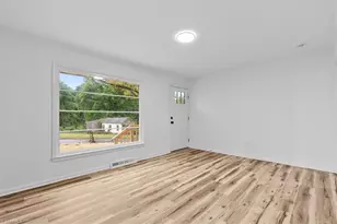 248 Dyer St, Eden, NC 27288 - Photo 7