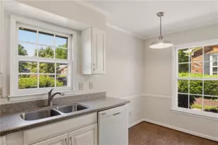 4906 Tower Rd, Greensboro, NC 27410 - Photo 5
