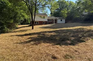 245 Logan Ct, King, NC 27021 - Photo 5