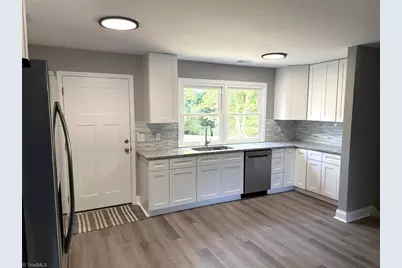 245 Logan Court, King, NC 27021 - Photo 3