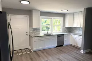 245 Logan Ct, King, NC 27021 - Photo 3