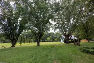 921 N Franklin Rd, Mount Airy, NC 27030 - Photo 29
