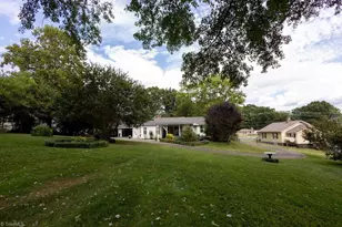 921 N Franklin Rd, Mount Airy, NC 27030 - Photo 31