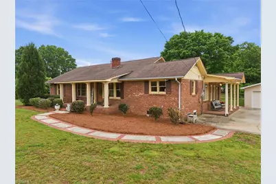 136 S K Fork Road, Madison, NC 27025 - Photo 5