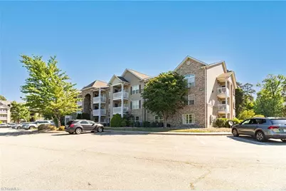 7100 W Friendly Avenue #205, Greensboro, NC 27410 - Photo 3