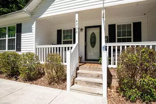 4738 Colonial Cir, Trinity, NC 27370 - Photo 17