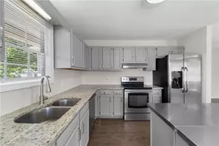 118 Hidden Hills Dr, Thomasville, NC 27360 - Photo 13
