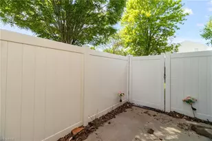 300 Hidden Timber Ln, Greensboro, NC 27405 - Photo 29