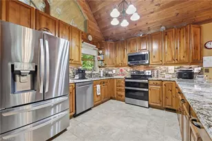355 Huffines Mill Rd, Reidsville, NC 27320 - Photo 5
