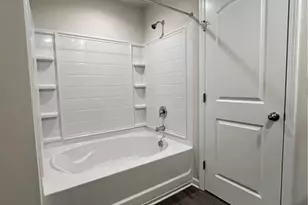 226 E Hemstead St, Lexington, NC 27292 - Photo 7