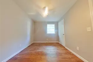 2021 Maywood St, Greensboro, NC 27403 - Photo 5