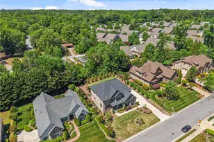 2919 Wynnewood Dr, Greensboro, NC 27408 - Photo 35