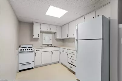 321 Bexley Drive, Winston-Salem, NC 27104 - Photo 25