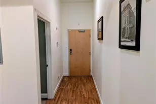 220 W Market St, Greensboro, NC 27401 - Photo 3