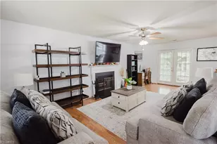 1270 Birch Hill Dr, Kernersville, NC 27284 - Photo 9