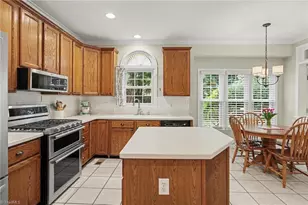 3215 Cottingham Ct, Greensboro, NC 27410 - Photo 9