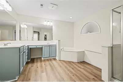 3215 Cottingham Court, Greensboro, NC 27410 - Photo 17