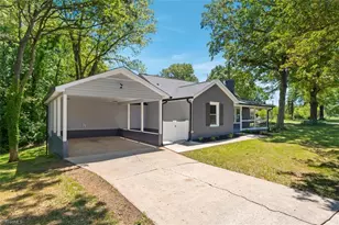 632 Stokesburg Rd, Walnut Cove, NC 27052 - Photo 3