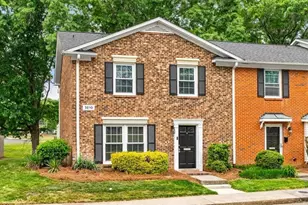 3210 Regents Park Ln, Greensboro, NC 27455 - Photo 3