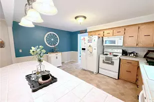 126 Auburn Ave, Elkin, NC 28621 - Photo 1