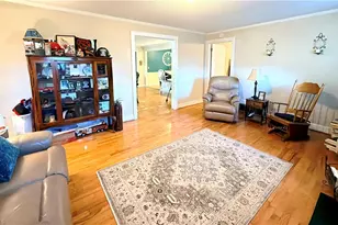 126 Auburn Ave, Elkin, NC 28621 - Photo 11
