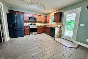 821 Oak Bend Dr, Asheboro, NC 27203 - Photo 9