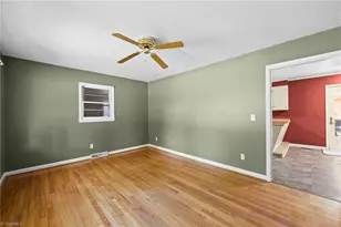 112 Florence St, Graham, NC 27253 - Photo 7