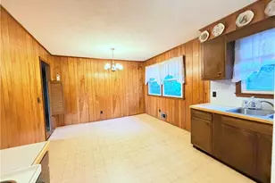 581 Martin Byrd Rd, Elkin, NC 28621 - Photo 7