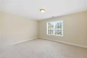 736 Meadowood Dr, Burlington, NC 27215 - Photo 29
